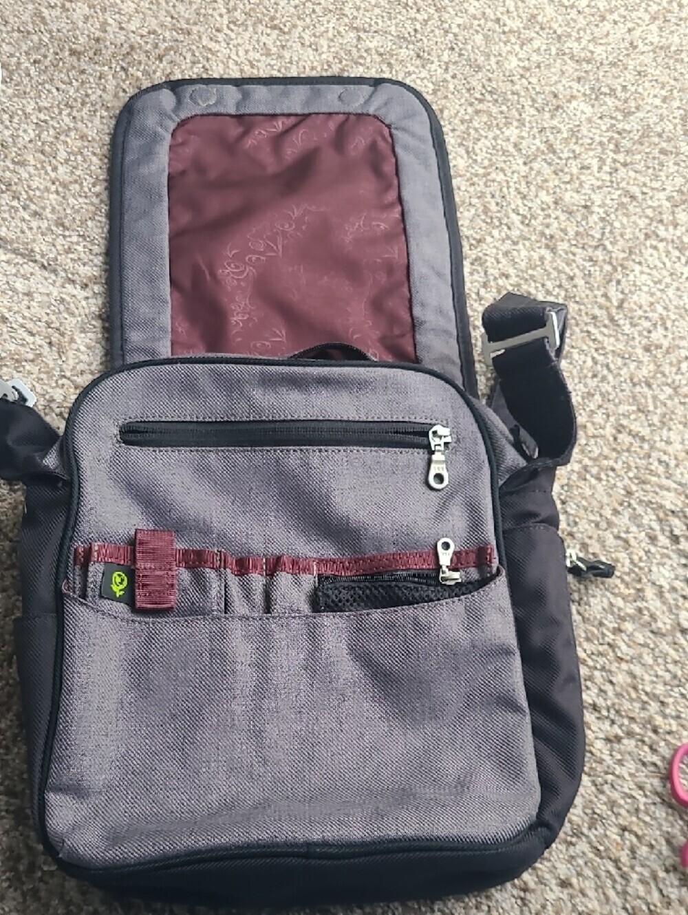 REI Gray Crossbody Bag with Embroidered Accent - Picture 4 of 12